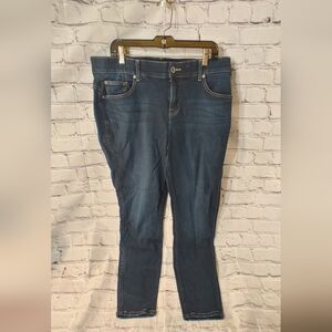 Torrid Bombshell Skinny Dark Wash Jeans 20R